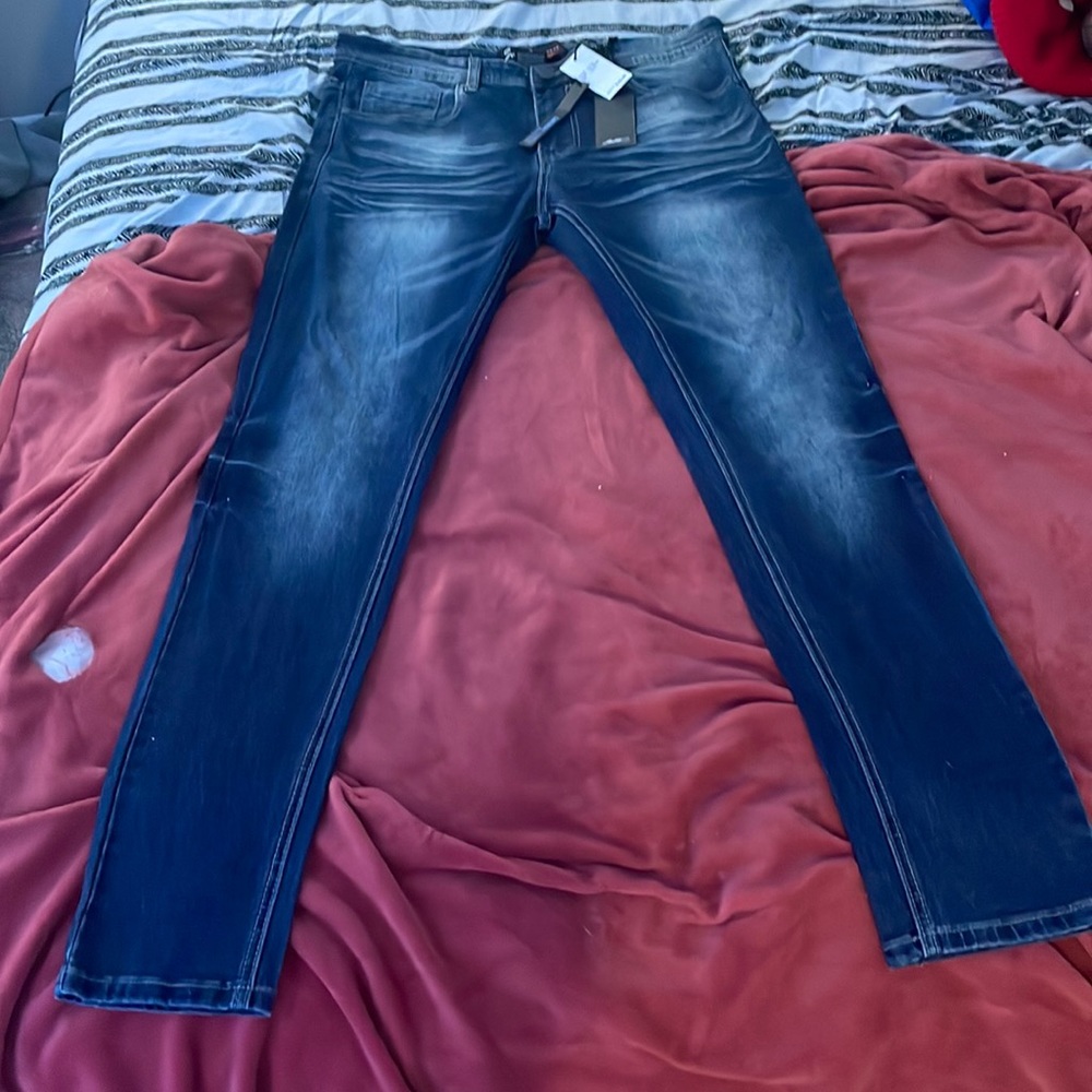 Brand new switch remarkable Jean size 34X32